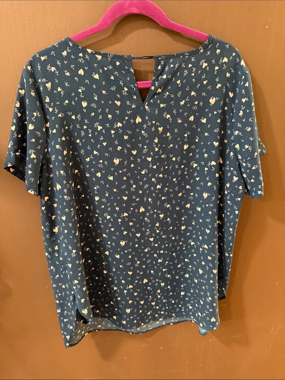 LC Lauren Conrad Teal Short Sleeve Blouse with Cream Heart Print - Picture 3 of 4